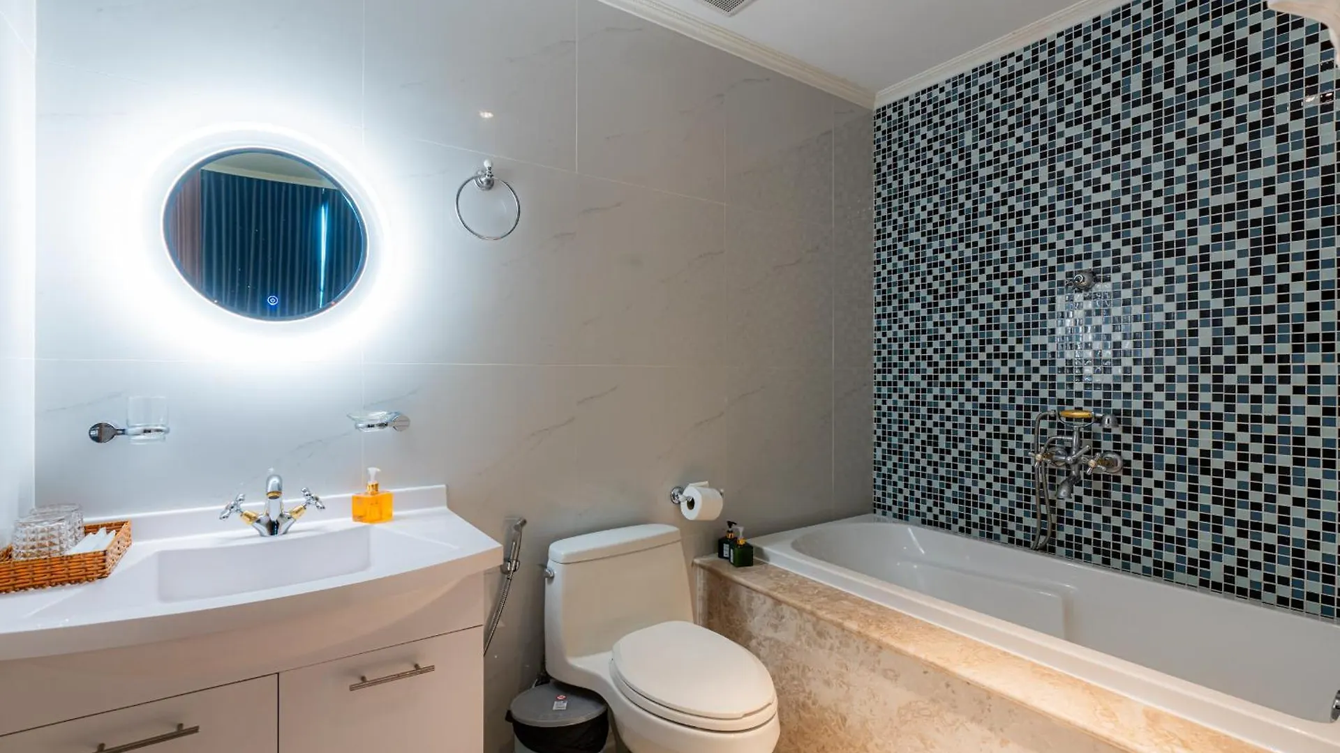 Apartament Leman Luxury Suites Ho Chi Minh