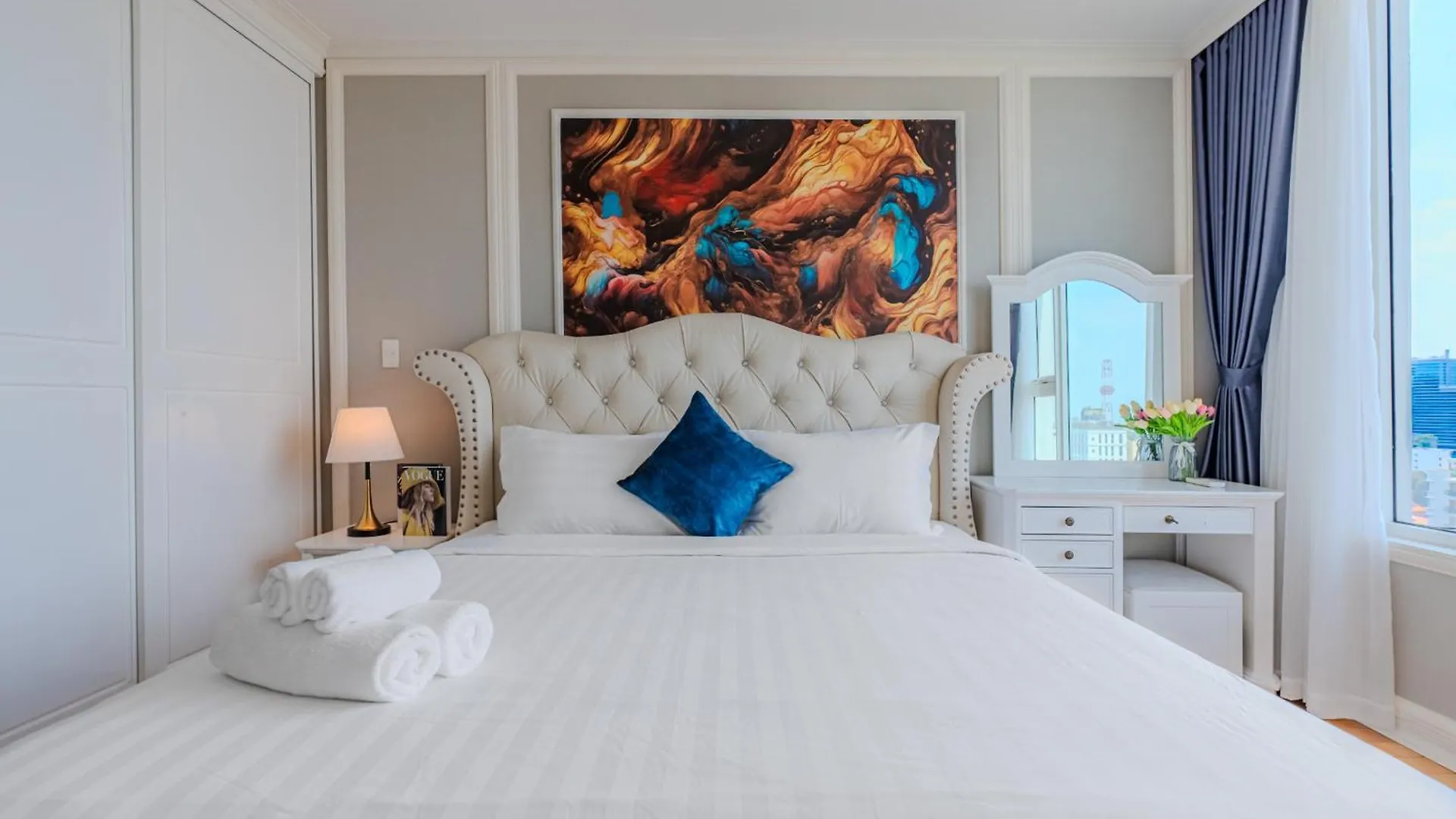 Leman Luxury Suites Ho Chi Minh City